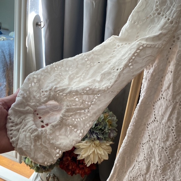 Balloon Sleeve Dress - Picture 4 of 8